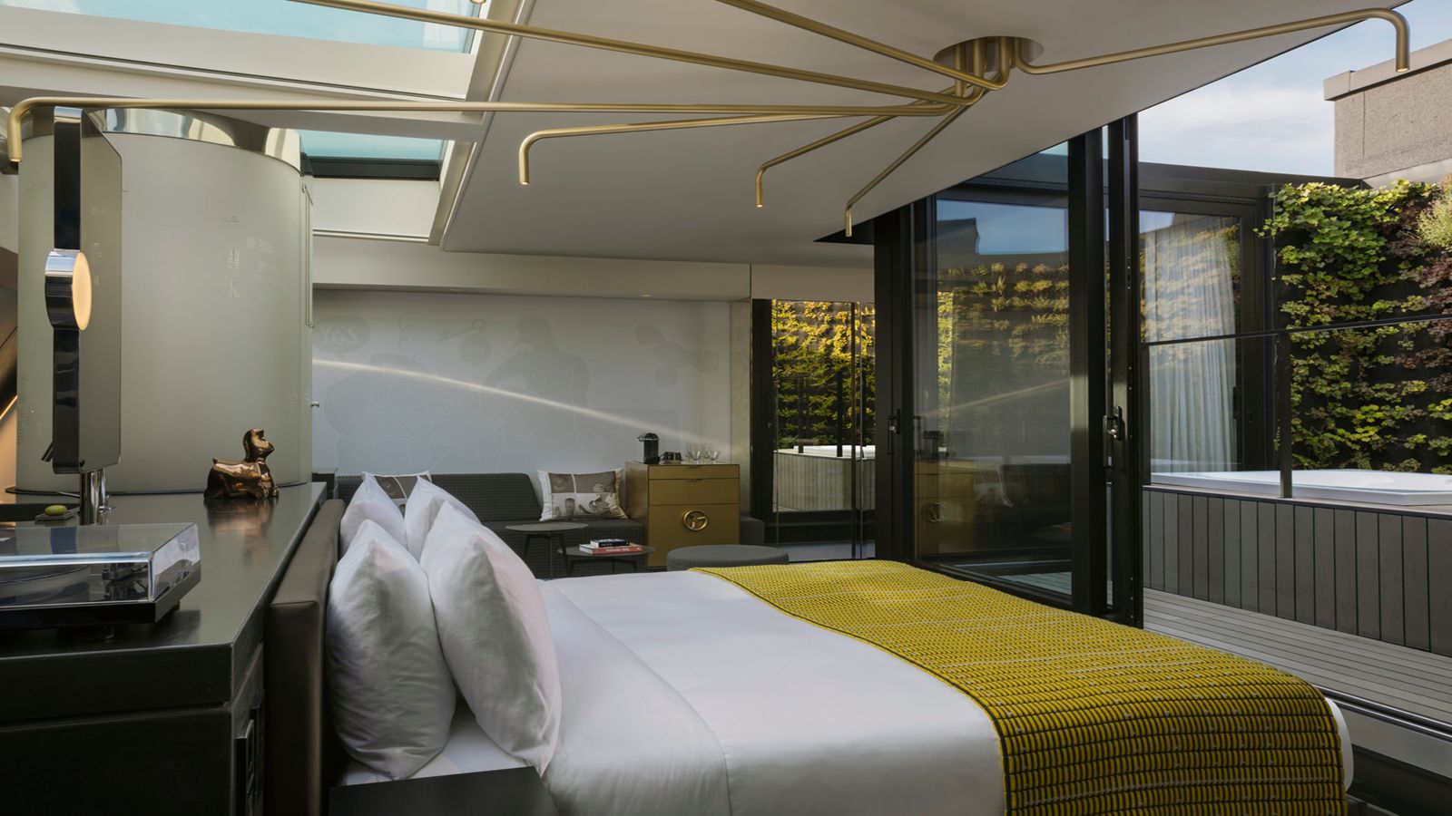Fantastic suite bank w amsterdam